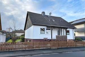 Einfamilienhaus in guter Wohnlage von Friedrichsdorf-Köppern
 – Die vollständige Adresse der Immobilie erhältst du vom Anbieter., 61381 Friedrichsdorf – Vorschaubild 7
