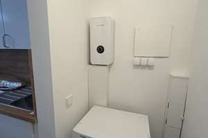 Lichtdurchflutete 2-Zi.-Wohnung (5. OG) mit Loggia & neuer EBK  in Köln-Grengel – Akazienweg 82, 51147 Grengel, Köln – Vorschaubild 12