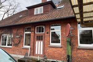 Landhaus Villa in ruhiger Lage – Die vollständige Adresse der Immobilie erhältst du vom Anbieter., 29525 Uelzen – Vorschaubild 2