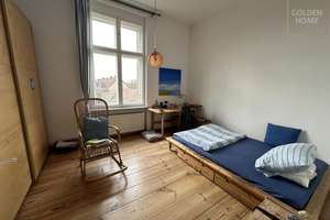 2-Zimmer-Wohnung mit ca. 40 m² zusätzlichem Ausbaupotenzial