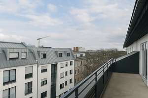 Über den Dächern von Düsseldorf-Unterbilk: Dachgeschosswohnung mit zwei Terrassen – 40223 Unterbilk, Düsseldorf – Vorschaubild 7