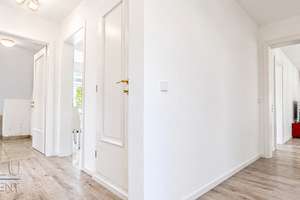 Stilvolle, voll möblierte 3,5-Zimmer-Dachgeschosswohnung mit Balkon – Die vollständige Adresse der Immobilie erhältst du vom Anbieter., 70597 Degerloch (Ortsteil), Stuttgart – Vorschaubild 4