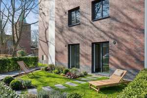 Haus im Haus - Neubau – Erstbezug:       4-Zimmer-Erdgeschosswohnung mit  300 m² großem  Süd-West... – Die vollständige Adresse der Immobilie erhältst du vom Anbieter., 22549 Osdorf, Hamburg – Vorschaubild 3