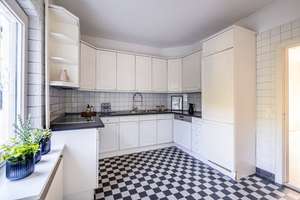 Property thumbnail 16