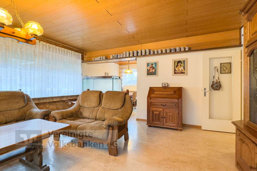 Immobilie in Waldenbuch - Familienglück im Doppelpack - Autarkes Zweifamilienhaus mit Gartenplus - Bild 3