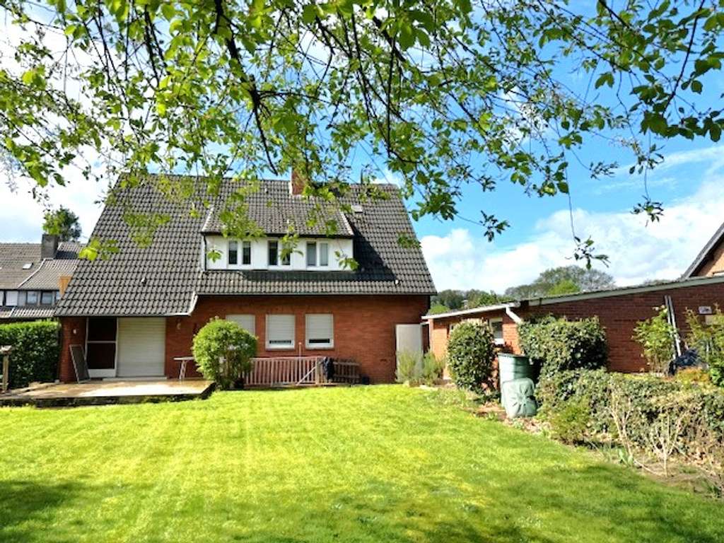 Vollunterkellertes Wohnhaus mit Einliegerwohnung sowie Erweiterungsmöglichkeiten