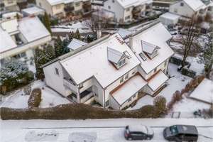 Da ist es.
Mehrfamilienhaus in Elchingen (Thalfingen)
Sechs Wohnungen|2 Garagen|STP. Globalverkauf – Lerchenweg 12, 89275 Elchingen – Vorschaubild 3