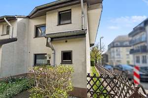 Äußerst gepflegtes Reihenendhaus mit Terrasse, Balkonen und zwei Garagen in Wuppertal – Die vollständige Adresse der Immobilie erhältst du vom Anbieter., 42281 Barmen, Wuppertal – Vorschaubild 3