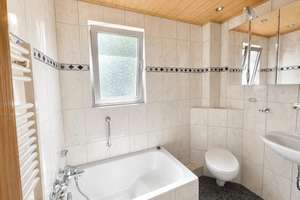 Großzügiges Siedlungshaus mit fünf Zimmern und viel Potenzial – Die vollständige Adresse der Immobilie erhältst du vom Anbieter., 64295 Darmstadt-West, Darmstadt – Vorschaubild 10