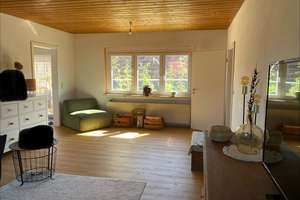 Modernisierte 3-Zimmer-DG-Wohnung mit Dachterrasse & Burgblick in Klingenmünster – Steinstraße 1, 76889 Klingenmünster – Vorschaubild 2