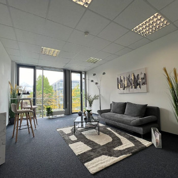 STOCK - Charmant | hell | Giesing