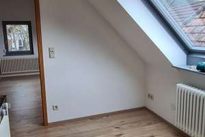 1,5-Zimmer-Dachgeschosswohnung in Lahr-Reichenbach – Die vollständige Adresse der Immobilie erhältst du vom Anbieter., 77933 Lahr/Schwarzwald – Vorschaubild 3