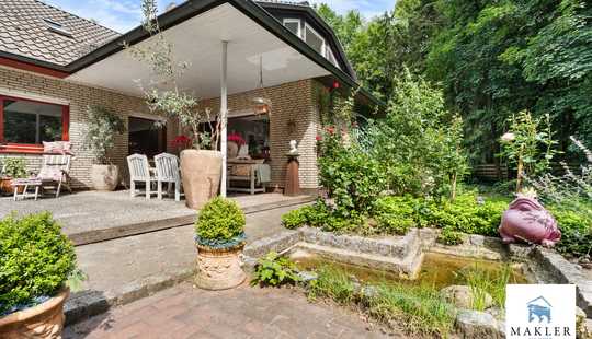 Bild von ~~Ein Bungalow, wie’s ihn kaum noch gibt – viel Platz, Natur und das gute Gefühl von Zuhause.~~