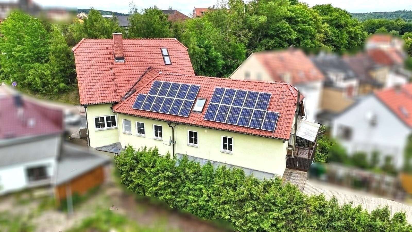Raum für vielfältigen Ausbau mit Garten und Garage, Saale Holzland Kreis – Bild 1