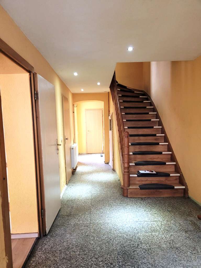 Immobilie in Meerane - Ein Zuhause mit Herz zum sanieren.
Tolles Einfamilienhaus mit Garten. - Bild 4