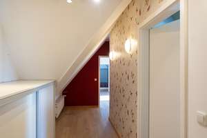 ***Heike Borchers Immobilien***Exklusives Familiendomizil mit Traumgarten, Wellnessoase & Kamin*** – Die vollständige Adresse der Immobilie erhältst du vom Anbieter., 82008 Unterhaching – Vorschaubild 11
