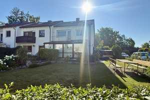 Reiheneckhaus im Klötzlmüllerviertel, Garten, Garage,Balkon, Erstbezug nach Modernisierung/Sanierung – Wallbergweg 10, 84034 Landshut – Vorschaubild 1
