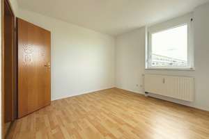 Neuwertig renovierte, schön geschnittene 2-Zimmer-Wohnung (2.OG) mit Blick ins Grüne direkt am Park – Elisabeth-Dane-Straße 4, 81829 Messestadt Riem, München – Vorschaubild 26