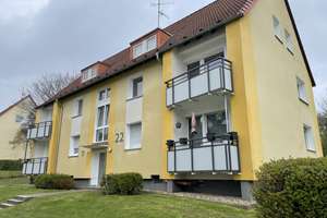 Nette Mieter gesucht: attraktive 3-Raum-Wohnung mit Sonnenbalkon