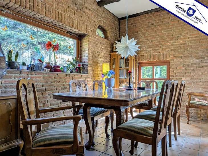 Immobilie in Walsrode - Historischer Charme trifft modernen Wohnkomfort: Großzügiges Anwesen mit Biotop, Stall und Scheune - Bild 5