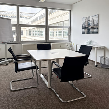 Großraumbüros für 10 Personen in Regus Königstraße