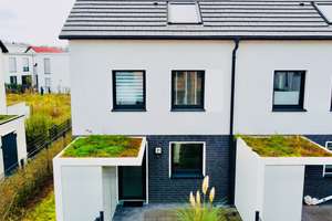 Modernes Reihenendhaus mit Garten in ruhiger Toplage von Hanau – Die vollständige Adresse der Immobilie erhältst du vom Anbieter., 63457 Wolfgang, Hanau – Vorschaubild 1