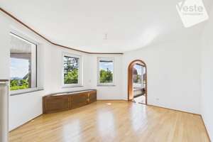 Stadtnah wohnen, den Staffelberg im Blick – Charmantes Einfamilienhaus mit großem Garten – Die vollständige Adresse der Immobilie erhältst du vom Anbieter., 96450 Mitte, Coburg – Vorschaubild 12