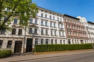 ALTBAUINVESTMENT IN GOHLIS | Vermietete 3-Zimmer-Wohnung mit hofseitigem Balkon