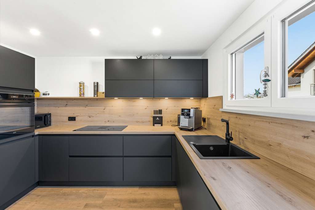 Immobilie in Pemfling - Neuwertiges Einfamilienhaus (Bj. 2020) mit großzügigem Grundstück in Pemfling! - Bild 3