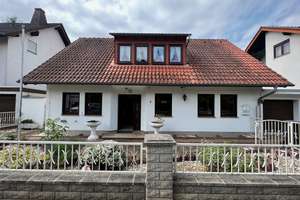 Mainz-Kastel: Ein XXL-Einfamilienhaus mit Wintergarten in familienfreundlicher Lage – bereits freige – Die vollständige Adresse der Immobilie erhältst du vom Anbieter., 55252 Mainz-Kastel, Wiesbaden – Vorschaubild 2