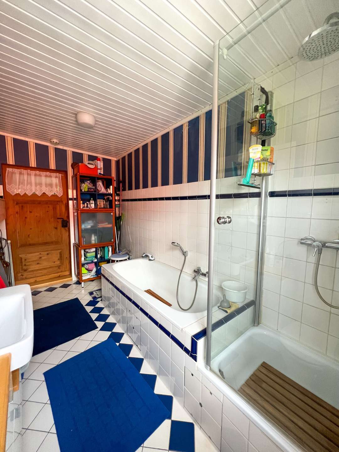 Immobilie in Zierenberg - Charmante Fachwerk-Anlageimmobilie mit 3 Einheiten, PV & Nebengebäude im Mischgebiet - Bild 2