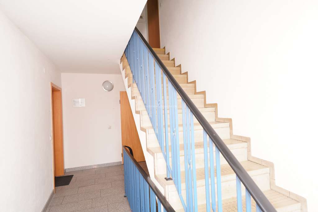 Immobilie in Leutkirch im Allgäu - Preisgünstig 2 Zimmerappartement in Leutkirch zum Wohnen oder zur Nutzung als Gewerberaum - Bild 1