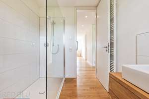 Modernes, hochwertig möbliertes 5-Zimmer Doppelhaus in Sillenbuch mit großer Terrasse – Die vollständige Adresse der Immobilie erhältst du vom Anbieter., 70619 Sillenbuch (Ortsteil), Stuttgart – Vorschaubild 23