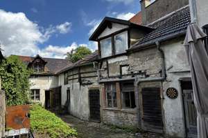 Charmantes Wohn- und Geschäftshaus mit sonnigem, blickgeschützten Innenhof und Nebengebäuden (Opt – Die vollständige Adresse der Immobilie erhältst du vom Anbieter., 97437 Haßfurt – Vorschaubild 5