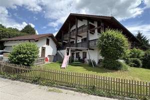 Doppelhaushälfte mit Einliegerwohnung und Doppelgarage in Rotthalmünster – Die vollständige Adresse der Immobilie erhältst du vom Anbieter., 94094 Rotthalmünster – Vorschaubild 2