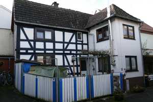 Florstadt Staden: hübsches Fachwerkhaus für die kleine Familie in ruhiger Lage – Wetteraukreis – Vorschaubild 1