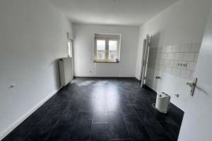 Sehr gut geschnittene, renovierte 2.5 Zimmer Wohnung mit großzügiger Wohnküche und Balkon – Emscherstraße 30, 44791 Hamme, Bochum – Vorschaubild 7