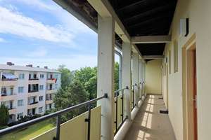 Direkt am Park - Vermietete Wohnung (3. OG) in ruhiger Lage mit Balkon - Fernwärme - – Am Gemeindepark 42, 12249 Lankwitz, Berlin – Vorschaubild 11