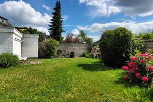 MANNELLA *Zentrale Lage mit Gartennutzung & Garage* Sonnige Dachgeschosswohnung in Troisdorf – Die vollständige Adresse der Immobilie erhältst du vom Anbieter., 53840 Troisdorf – Vorschaubild 21