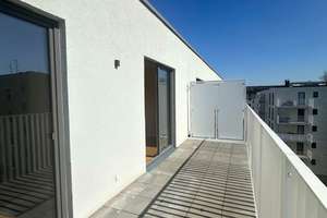 Lichtdurchflutete 2-Zimmerwohnung * Dachgeschoss * große Terrasse *Einbauküche * Neubau * Zweitbezug – Beusselstraße 31b, 10553 Moabit, Berlin – Vorschaubild 4
