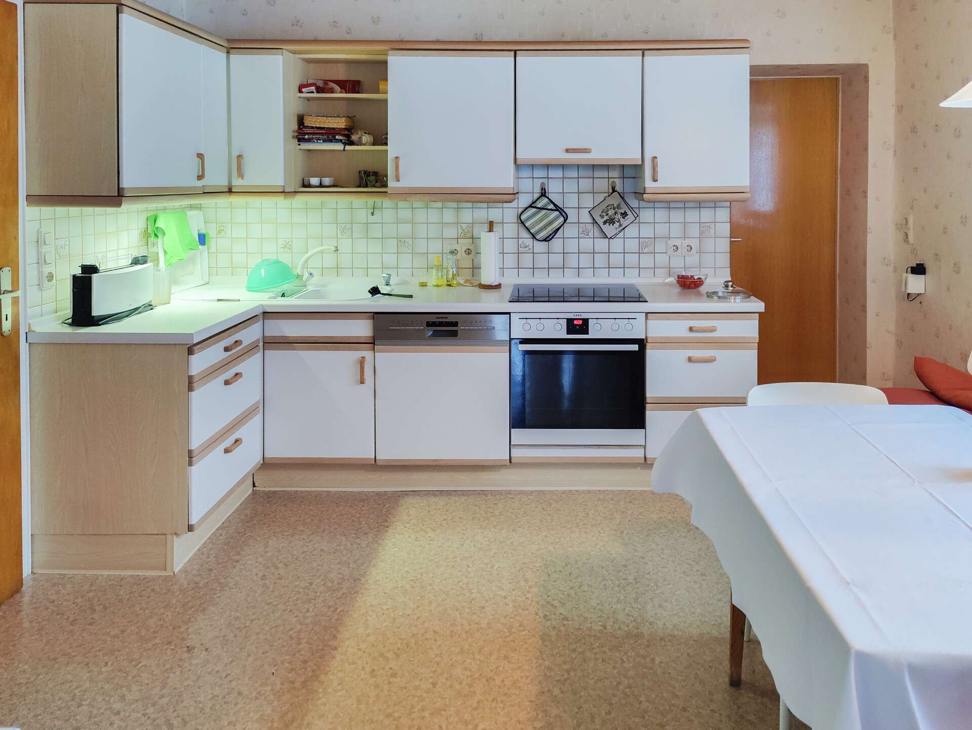 Immobilie in Eichelhardt - Ein-/Zweifamilienhaus mit großem Grundstück in idyllischer Ortsrandlage zwischen Altenkirchen und Ha - Bild 5