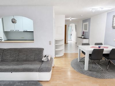Helle 3-Zimmer-Wohnung auf 2 Etagen mit Balkon und Garage in ruhiger Lage
