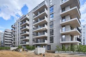 + Großzügige Neubauwohnung für die ganze Familie in Rothenburgsort + Urban.Isle + – Billhorner Kanalstraße 60, 20539 Rothenburgsort, Hamburg – Vorschaubild 1