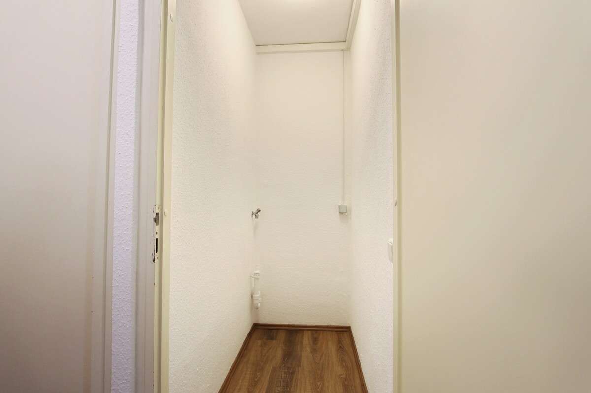 Immobilie in Ammersbek - Stilvolle 1-Zimmer-Wohnung mit modernem Wohnkomfort in Hoisbüttel. - Bild 4