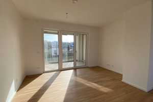 Stadt trifft Park - 2-Zimmer Wohnung mit EBK, Balkon &Loggia sowie TG STP! – Gertraud-Kaltenecker-Straße  24, 93049 Regensburg – Vorschaubild 1