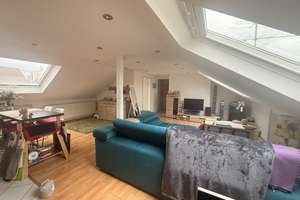Lichtdurchflutete 2-Zimmer-Dachgeschosswohnung mit moderner Raumaufteilung – Die vollständige Adresse der Immobilie erhältst du vom Anbieter., 70439 Stammheim-Süd, Stuttgart – Vorschaubild 2