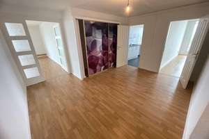 Exclusive 5-Zimmer Wohnung auf 200 m² mit großzügiger Terrasse, Einbauküche & Ankleidezimmer! – Angerburger Allee 47, 14055 Westend, Berlin – Vorschaubild 2