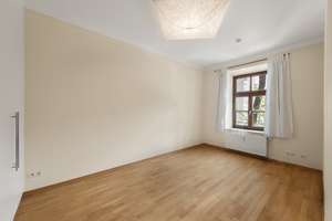Großzügig geschnittene 3-Zimmer-Wohnung mit Westbalkon in begehrter Lage von Haidhausen – Die vollständige Adresse der Immobilie erhältst du vom Anbieter., 81667 Haidhausen Nord, München – Vorschaubild 11