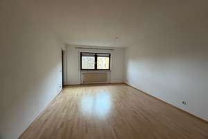 3-Zimmer-Wohnung im 3. Stock mit Balkon in Nürnberg, Pachelbelstraße