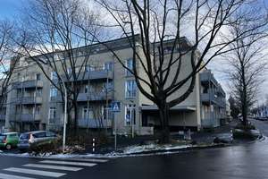 Helle Dachgeschosswohnung mit Terrasse